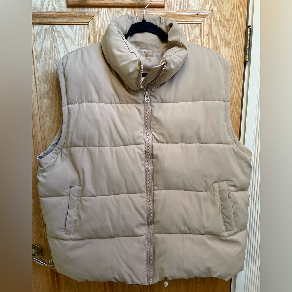 Beige Puffer Vest - 3x Plus Size
